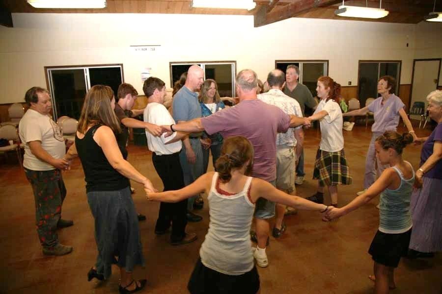 Big Circle Dance - Barn Dance